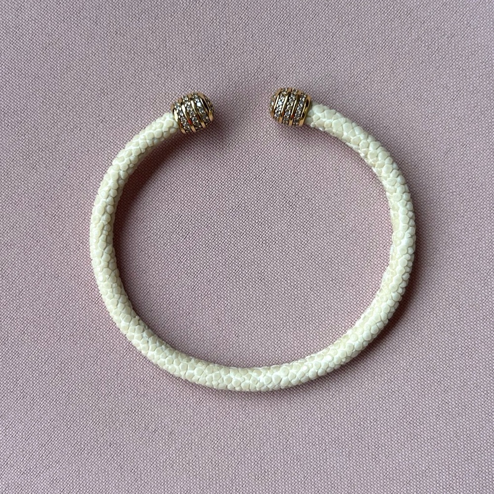 Budhagirl Stingray Iman Cuff
